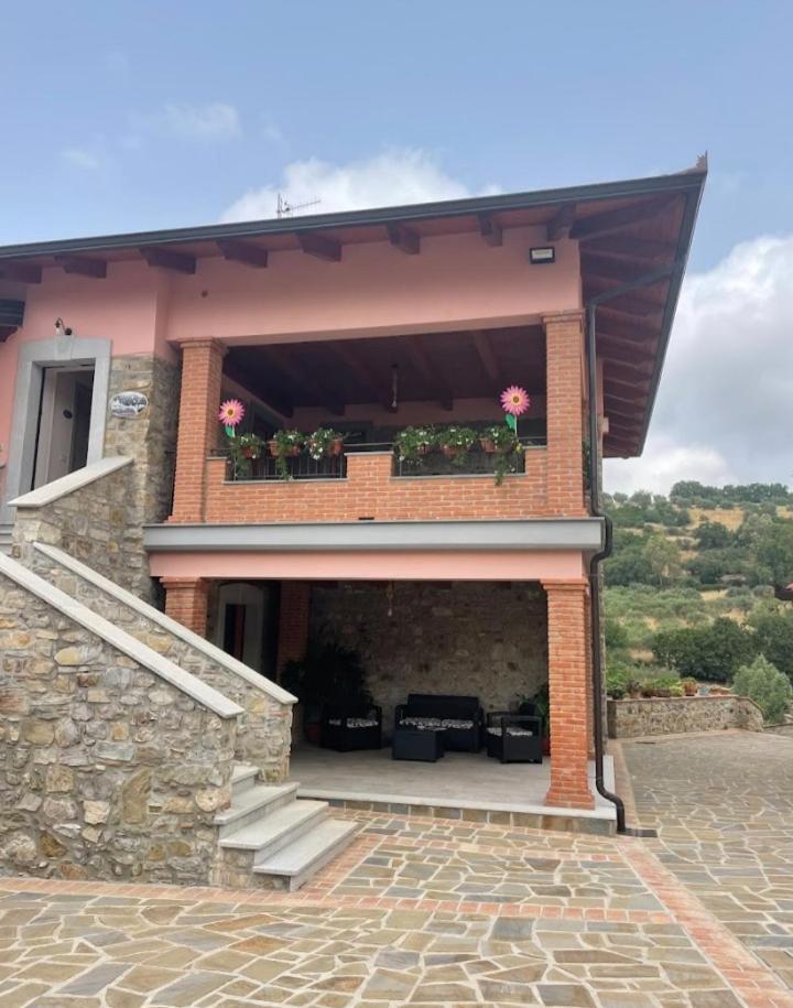 Tenuta Il Giardino Di Eros Albanella Exterior photo